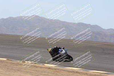 media/Apr-10-2022-SoCal Trackdays (Sun) [[f104b12566]]/Bowl (11am)/